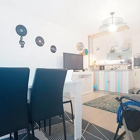 Cosy Avec Vue Sur Port - 4 Pers. - Fr-1-746-36 דירה *